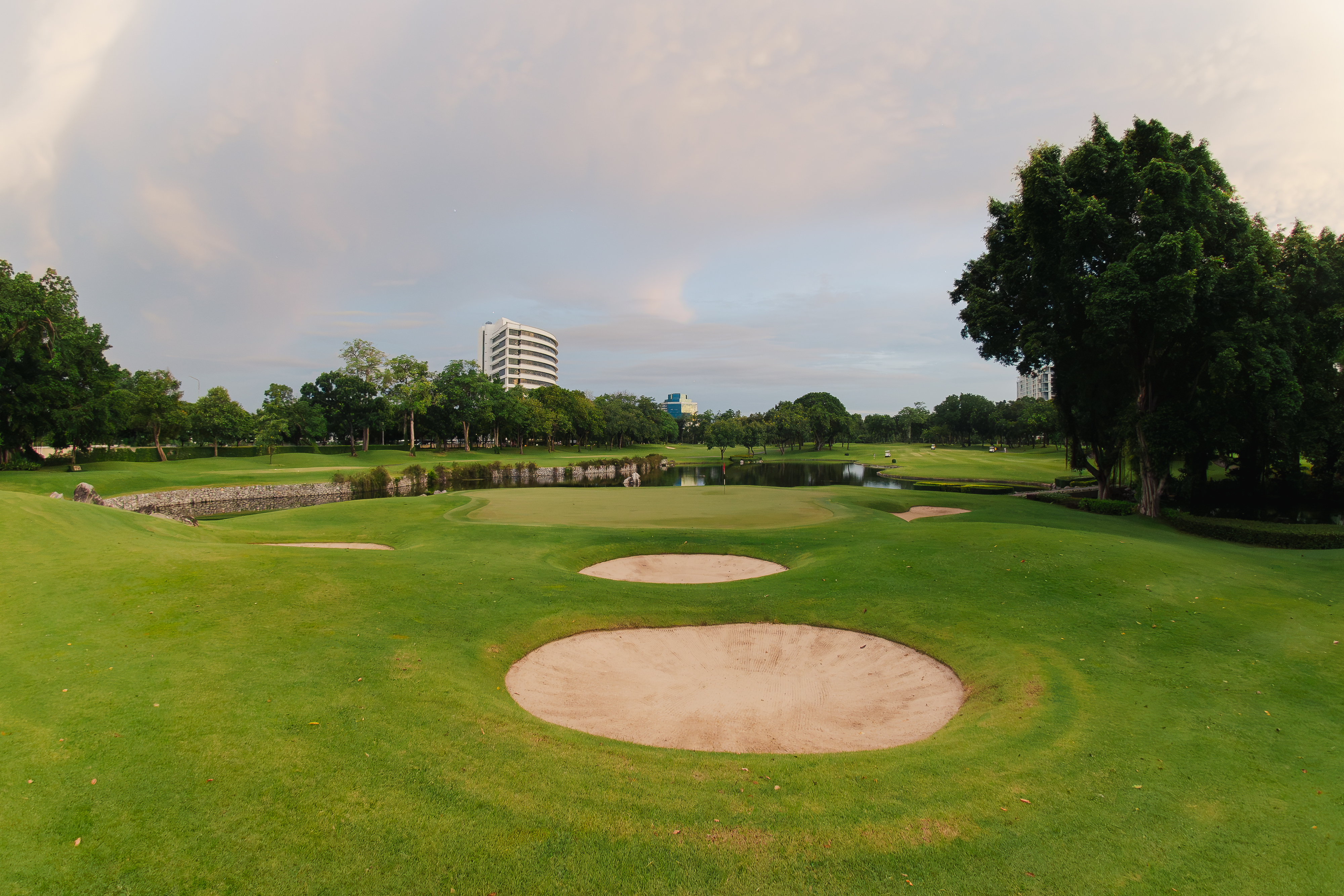 Hole 13 at Rajpruek Club